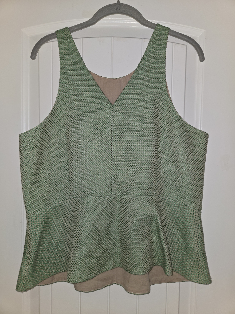 NWOT Banana Republic Green Textured Peplum Tank
